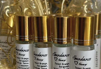 Gold-capped bottles for a custom aromatherapy blend